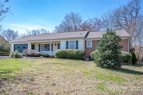 609 Deveron Place