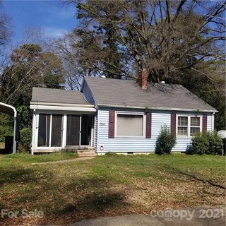 2714 Mayflower Road