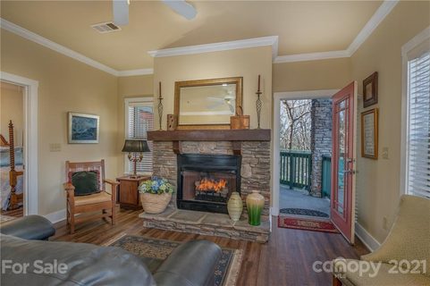 9 Kenilworth Knoll 124