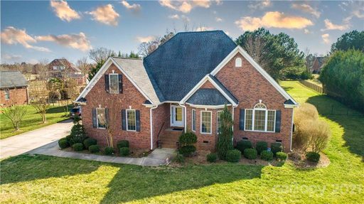 Previously sold for $465,000