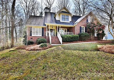 2229 Raven Drive