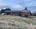 2425 23rd Avenue Place sold home in Hickory, SC