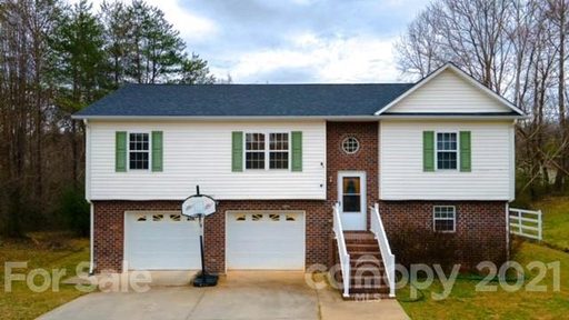 1411 Castle Court sold home in Chesswood Estates, Lenoir, NC