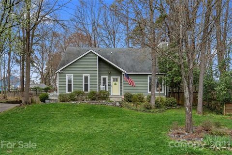 8619 Rittenhouse Circle