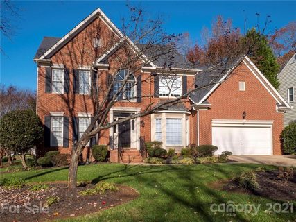 8920 Leinster Drive sold home in Kingston Forest, Charlotte, NC