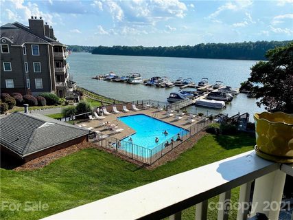 9809 Emerald Point Drive 5