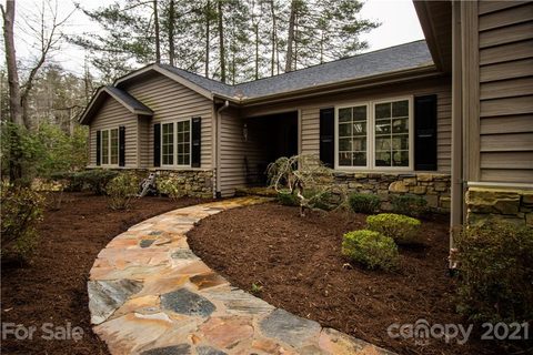 35 Tall Pines Road sold home in Tall Pines, Hendersonville, NC