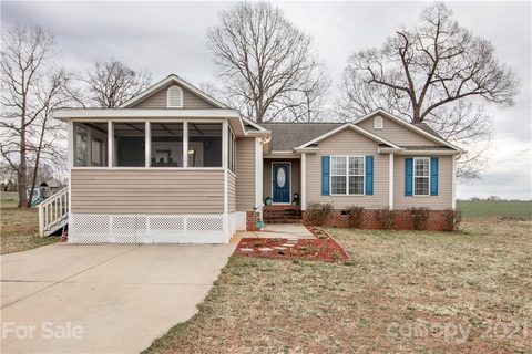133 Foy Lane sold home in North Crossing, Statesville, NC