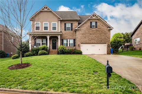 282 E Waterlynn Road