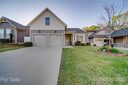 4314 Connestee Court sold home in Charlotte, SC