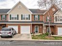 7811 Lennoxshire Lane sold home in Charlotte, SC