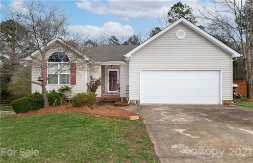Previously sold for $258,000
