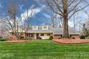 2400 Cloister Drive sold home in Charlotte, SC