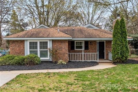 8428 Country Oaks Road