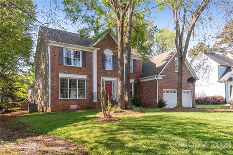 8021 Long Nook Lane sold home in Williamsburg, Charlotte, NC