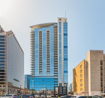 333 W Trade Street 1804
