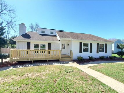 2205 Riding Trail Road sold home in Kingswood South, Gastonia, NC