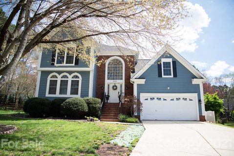 20330 Berry Circle