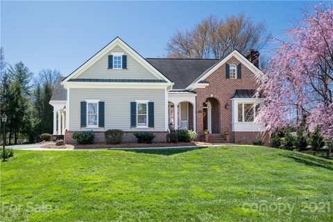 115 Berry Hill Drive sold home in Berry Hill, Hendersonville, NC