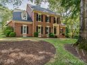 5425 Summerpond Court sold home in Charlotte, SC