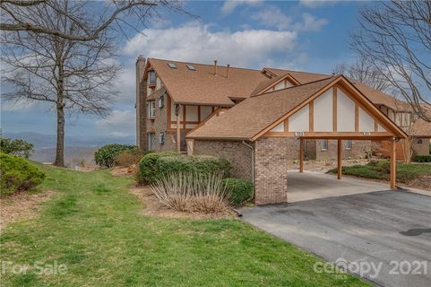 703 Fleetwood Plaza sold condo in Fleetwood Plaza, Hendersonville, NC