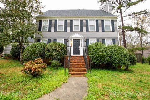 1815 Charles Avenue sold home in Arrowood, Lancaster, SC