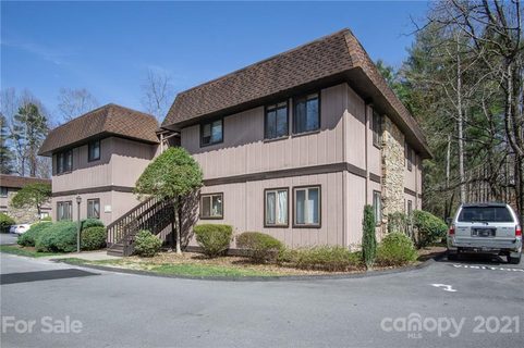7 Lake Drive C4