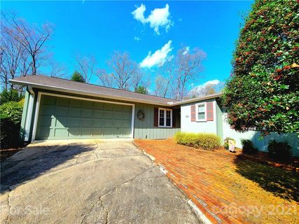 258 Squirrel Den Road
