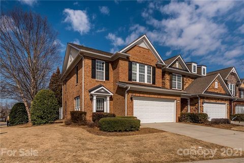 11350 Cedar Walk Lane sold home in The Enclave at Ardrey Kell, Charlotte, NC