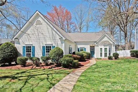 17111 Graves Court sold home in Bordeaux, Cornelius, NC