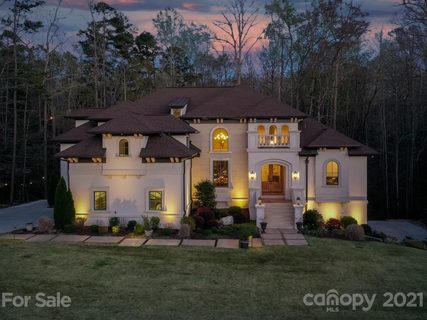 1013 Seminole Drive