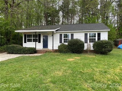 5623 Woodard Street sold home in Lake Forest, Charlotte, NC