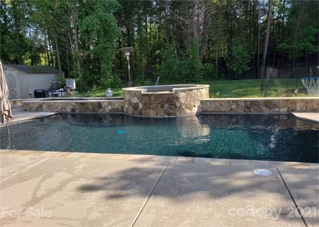 9901 Zackery Avenue sold home in Wynridge Estates, Charlotte, NC