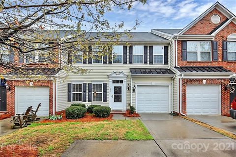 417 Windsor Gate Drive sold townhome in Palmetto Traces, Fort Mill, SC