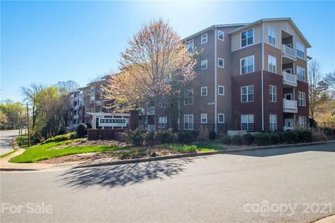 1000 E Woodlawn Road 122