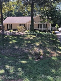 8549 Clear Meadow Lane sold home in Clear Meadow, Charlotte, NC