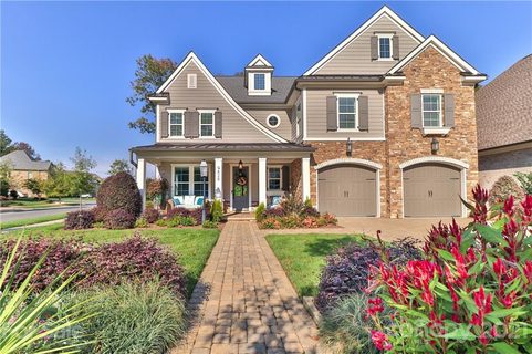 9828 Avenal Lane sold home in Providence Retreat, Charlotte, NC