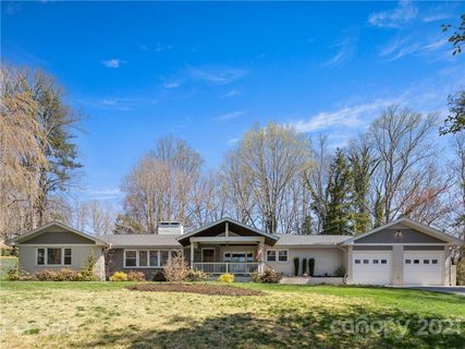 11 N Oak Forest Drive
