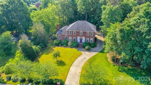 1008 Woodhurst Drive