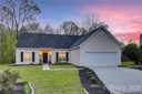 5833 Mahogany Place sold home in Concord, SC
