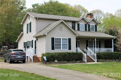 2515 Winterfield Drive