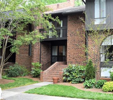 5805 Sharon Road Unit E