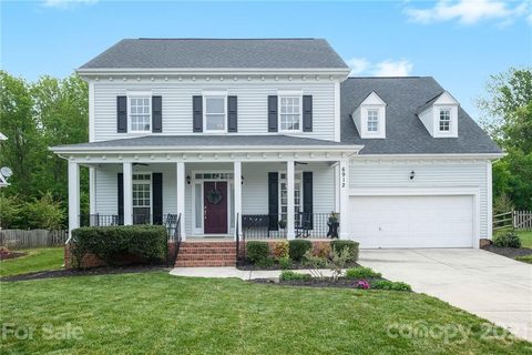 6912 Red Maple Drive sold home in Orchid Hill, Charlotte, NC