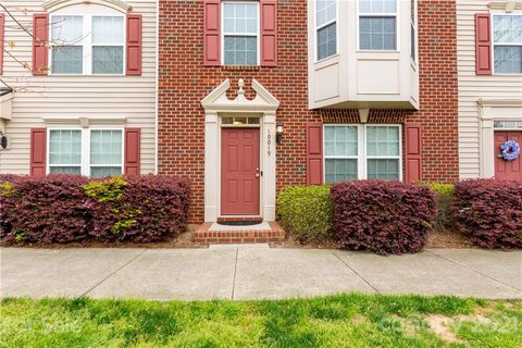10019 Kings Parade Boulevard