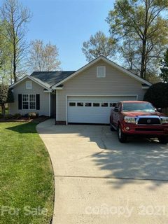6708 1st Avenue sold home in Green Meadows, Indian Trail, NC