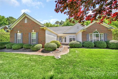 10813 Kenderly Court sold home in Wynridge Estates, Charlotte, NC