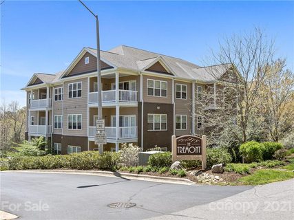 40 Hyannis Drive 203 sold condo in Tremont at Hyannis Dr, Asheville, NC