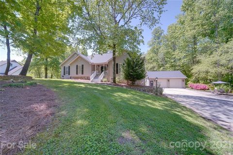 4300 Irish Woods Drive sold home in Irish Woods, Concord, NC