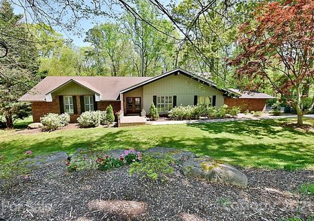 1849 Overbrook Drive