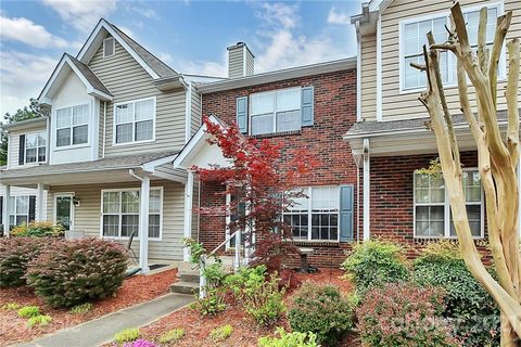 12718 Tucker Crossing Lane